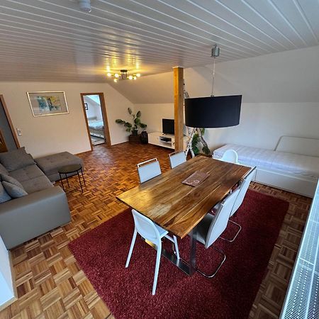 Casa Italia Apartment Оберасбах Екстериор снимка