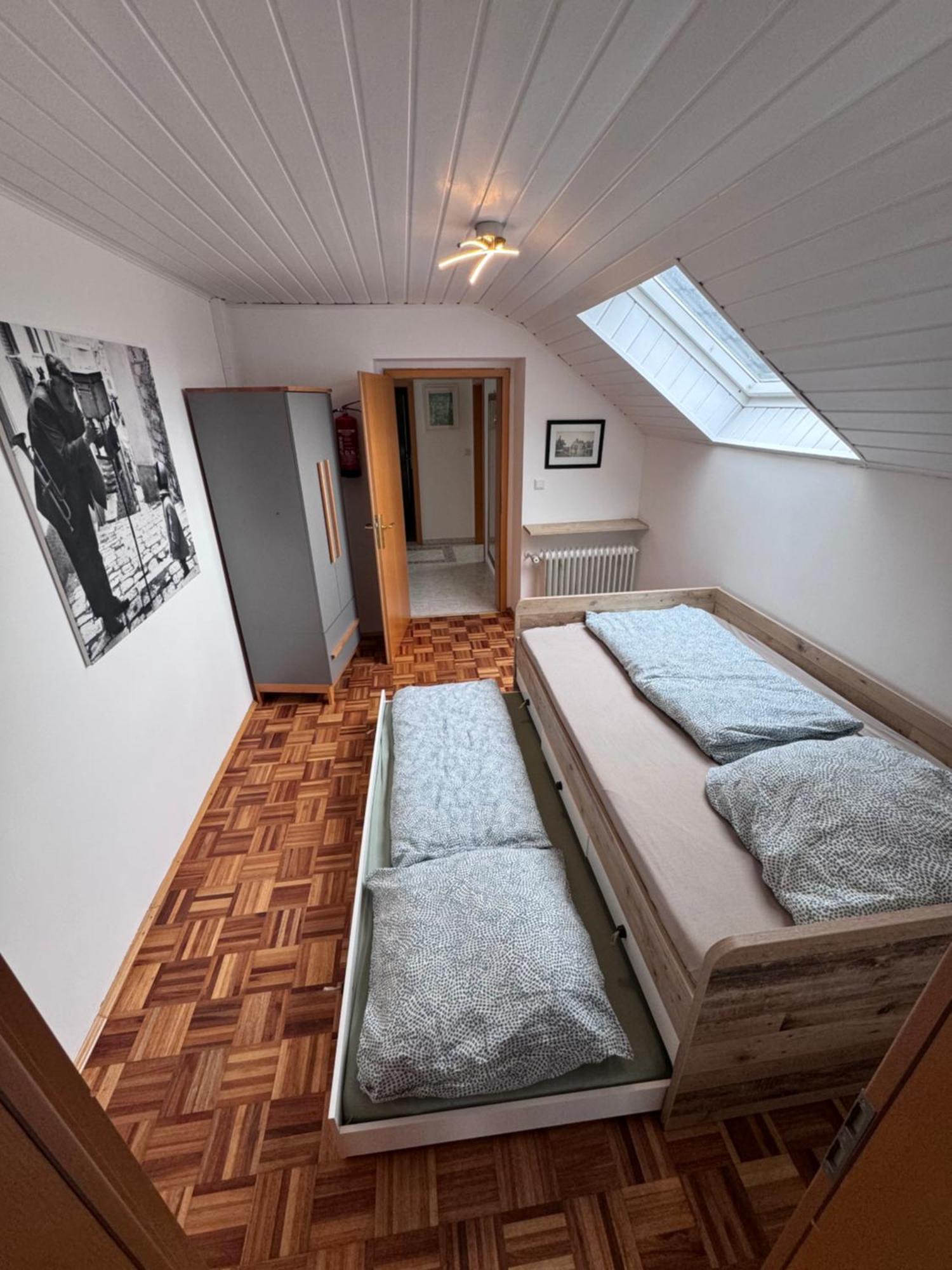 Casa Italia Apartment Оберасбах Екстериор снимка