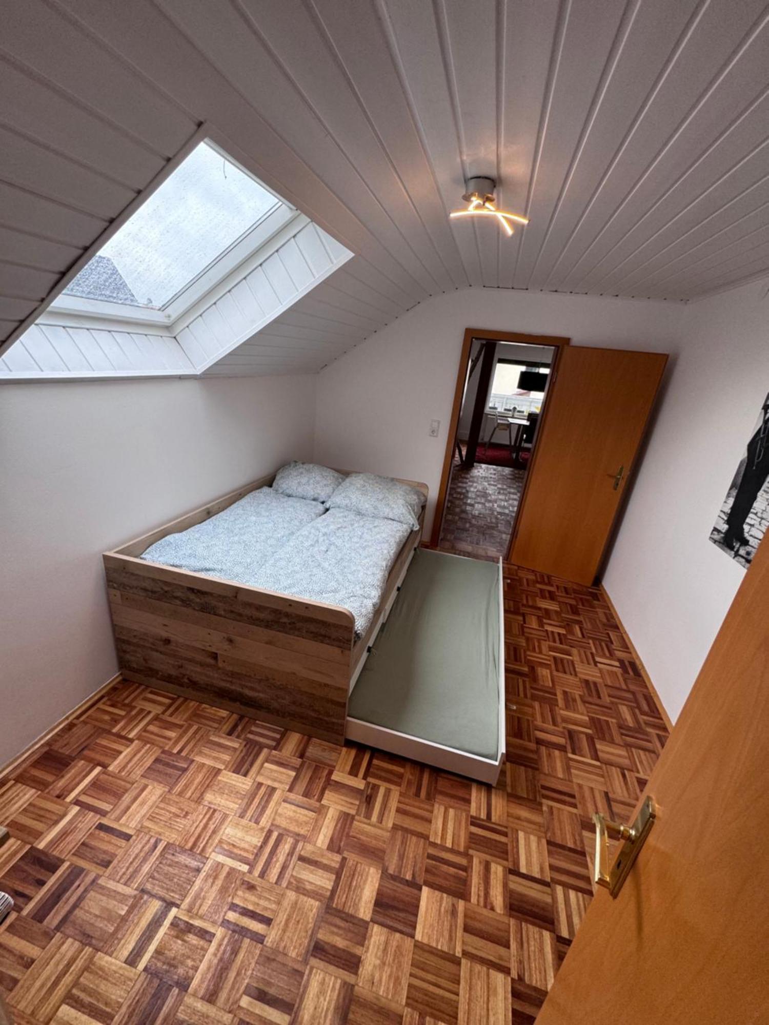 Casa Italia Apartment Оберасбах Екстериор снимка